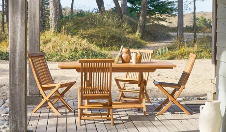 Highland Acacia Table And Chairs